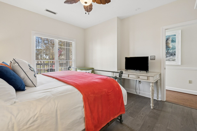 Room 4, The Escape 3 Bedroom Villa, Georgetown
