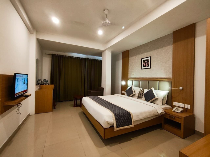 Room 4, HOTEL SALKARA CHAVAKKAD, Thrissur