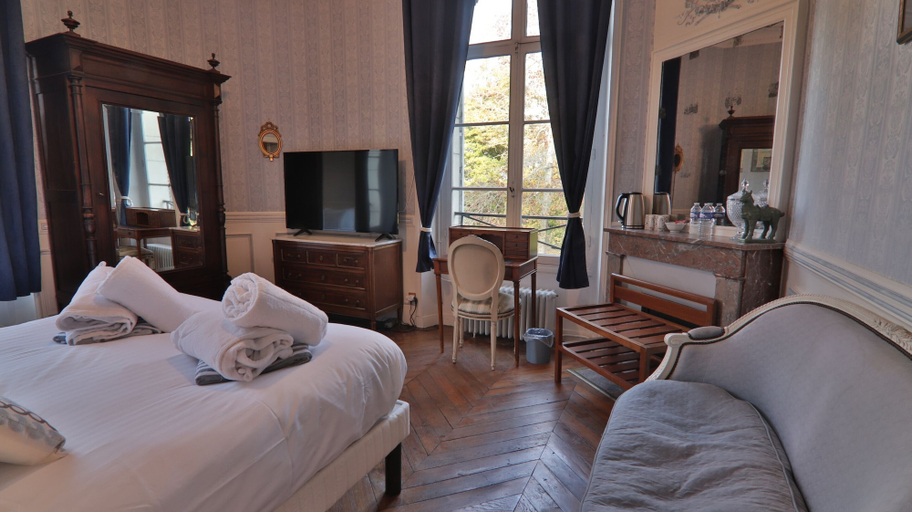 Bedroom 2, Le Château du Boulay Morin, Eure