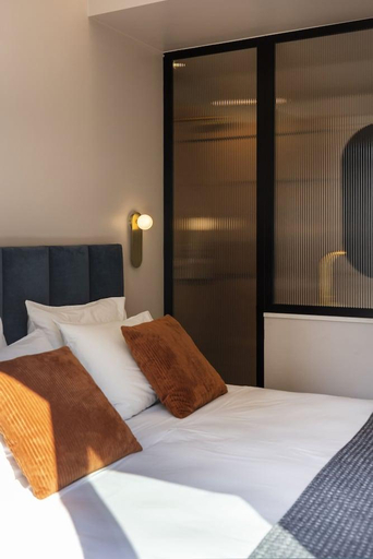Bedroom 4, L'Avventura Athens, Attica