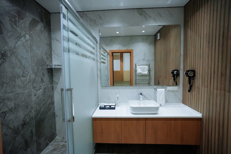 Bathroom 3, Grand Altyn Hotel, Shymkent