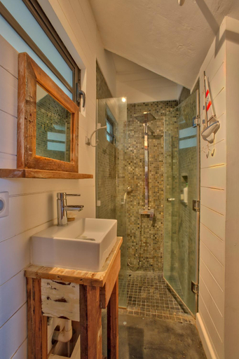 Bathroom 4, VILLA PIEDS DANS L'EAU - GRAND BAIE
