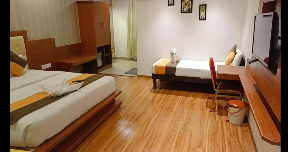 Others 4, Royal Stay, Bangalore