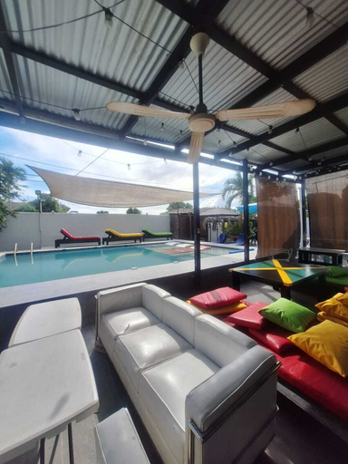 Living area 2, Labrish Guest House