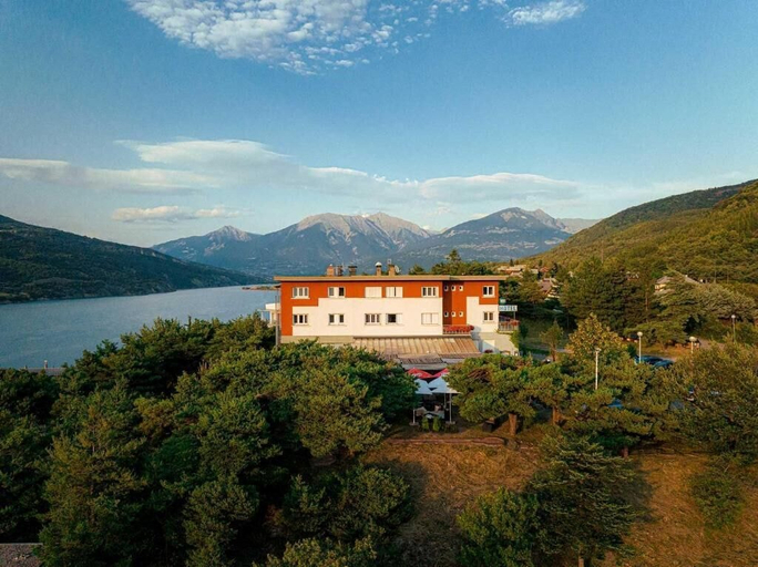 Exterior & Views 2, Logis Hôtel Eden Lac, Hautes-Alpes