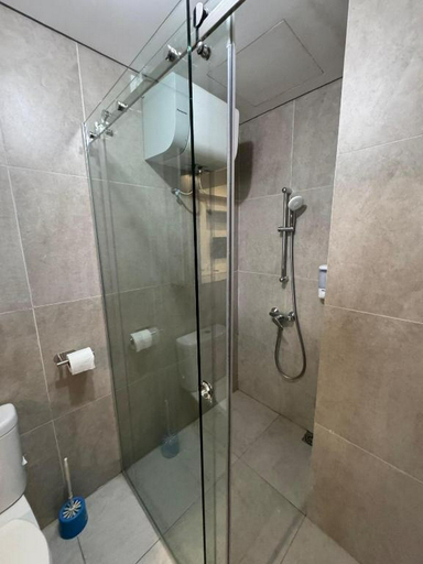 Bathroom 5, Meisterstadt Pollux Habibie Apartment - Tower A1, Batam
