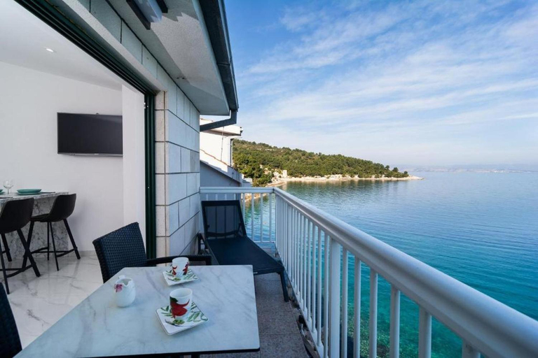 Balcony/terrace 5, Apartments Seafront Paradise, Šolta