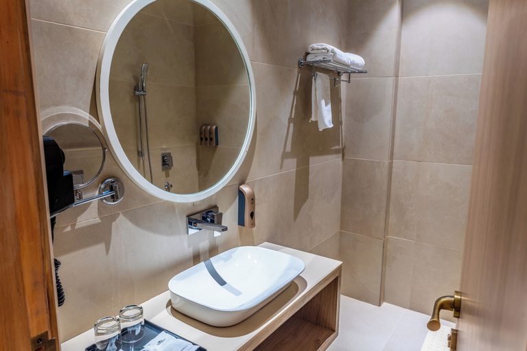 Bathroom 5, Maribella Hotel & Resort, Amritsar
