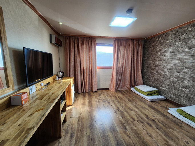 Bedroom 3, Green And Blue Hotel, Pyeongchang