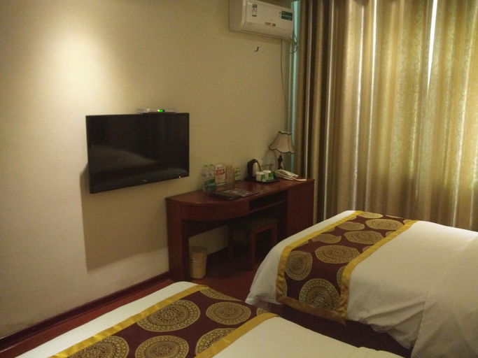 Bedroom 2, GreenTree Inn Heze Mudan Road Bus Terminal Station Express Hotel, Heze