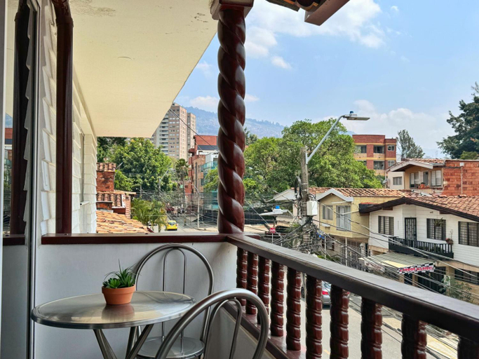 4, Coliving Compostela, Medellín