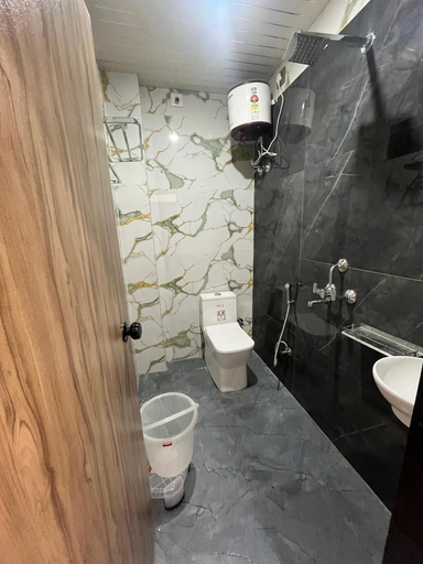 Bathroom 3, Krishna Residency, Udaipur