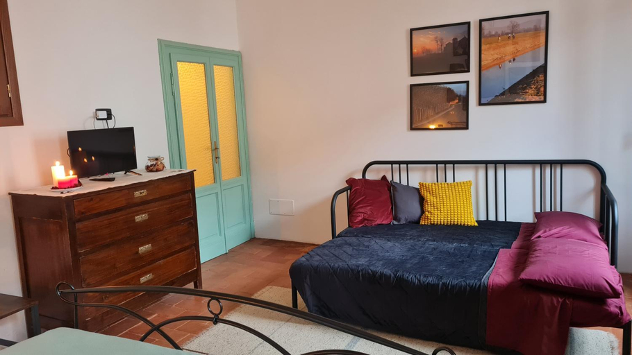 Bedroom, Casa delle rondini, Cremona