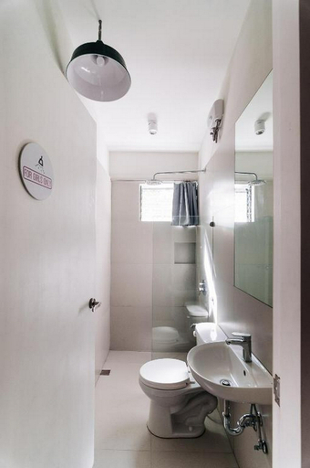 Bathroom 5, Spin Designer Hostel - El Nido, El Nido