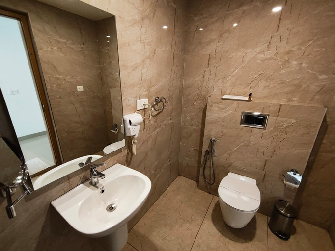Bathroom, HOTEL SALKARA CHAVAKKAD, Thrissur