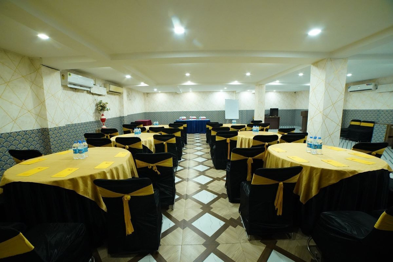 Meeting facility 2, Hotel V Platina, Khordha