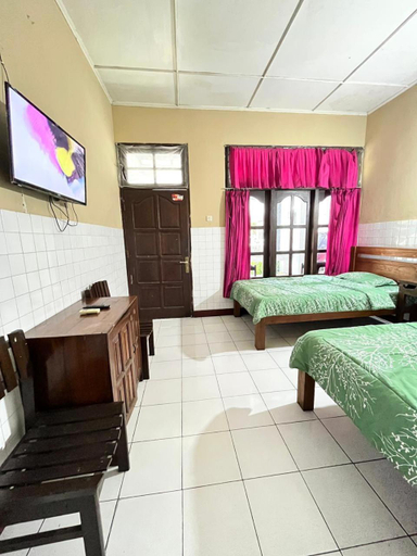Bedroom 4, Tilamsari Hotel, Gunung Kidul