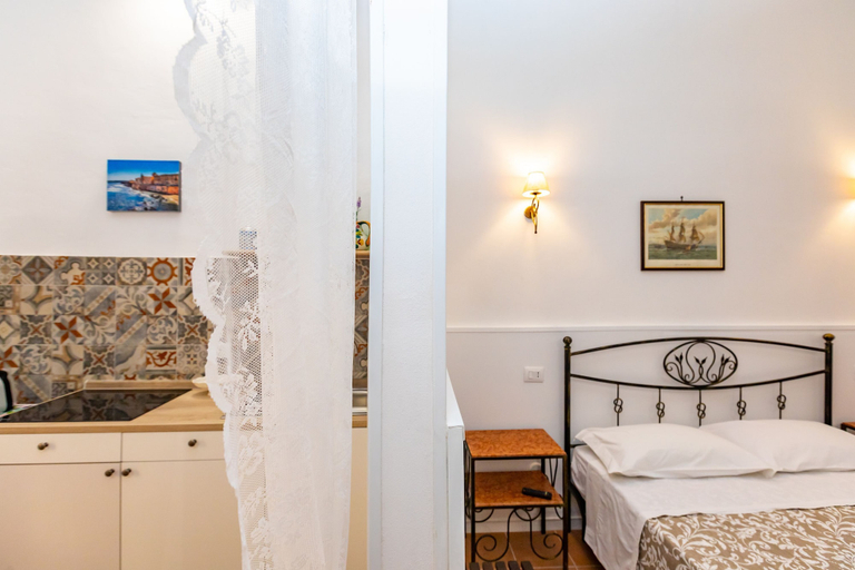 Room 4, Casa Ariadne in Syracuse, Syracuse