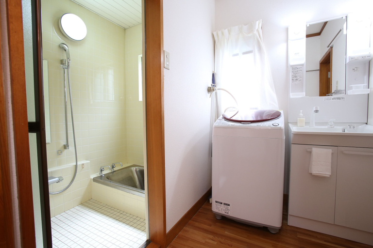 Bathroom 3, Alpen House Hakuba, Hakuba