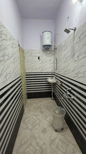 Bathroom, Shri Ganapati Hotel BY S4S, Rudraprayag