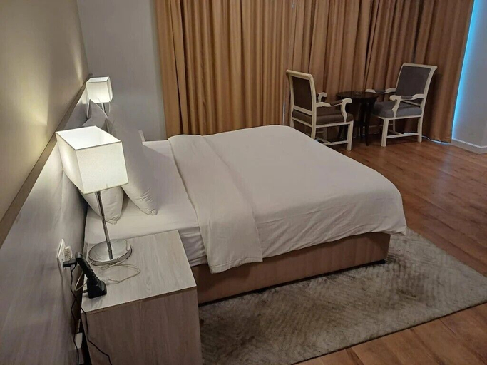 Bedroom 3, Mirador Hotel, Manama