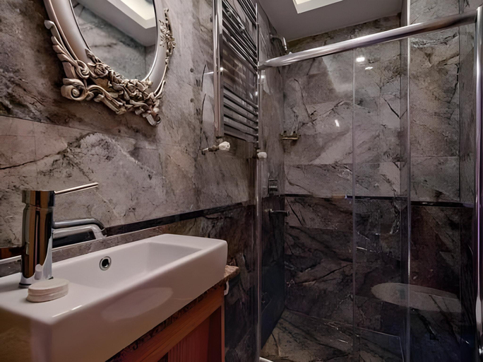 Bathroom 4, Gulhane Corner Hotel, Fatih