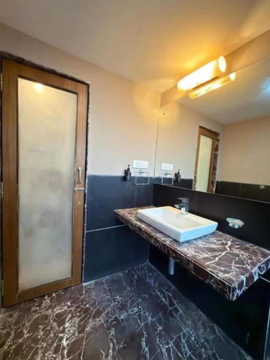 Bathroom 5, Fabhotel Vibes Inn, North Goa