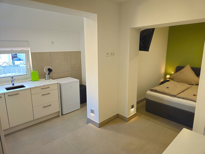 Bedroom 4, Gasper Business & Garden Hotel, Groß-Gerau