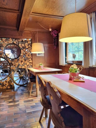 Dining, Berggasthof Almagmach, Oberallgäu