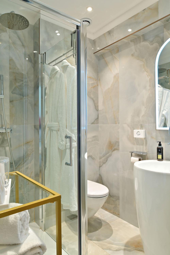Bathroom 3, Hôtel San Carlu, Corse-du-Sud