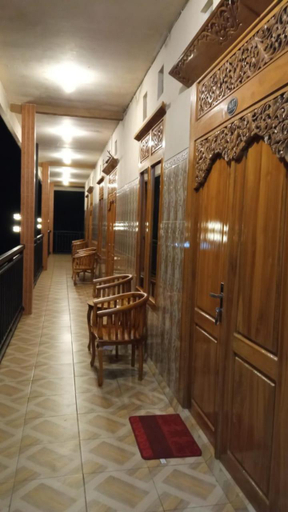 Others 5, Hotel Nur Cahaya Syariah, Probolinggo