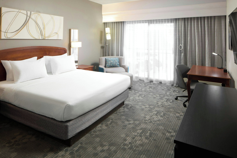 Bedroom 3, Courtyard by Marriott Newark Granville, Licking