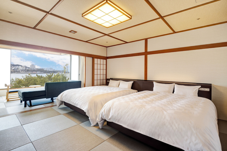 Bedroom 4, Shiraraso Grand Hotel, Shirahama