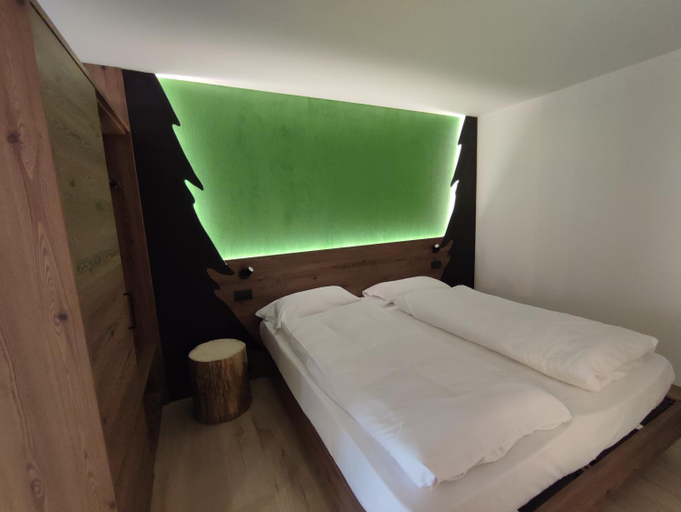 Bedroom 2, Aria Alpina Guest House Affittacamere, Trento