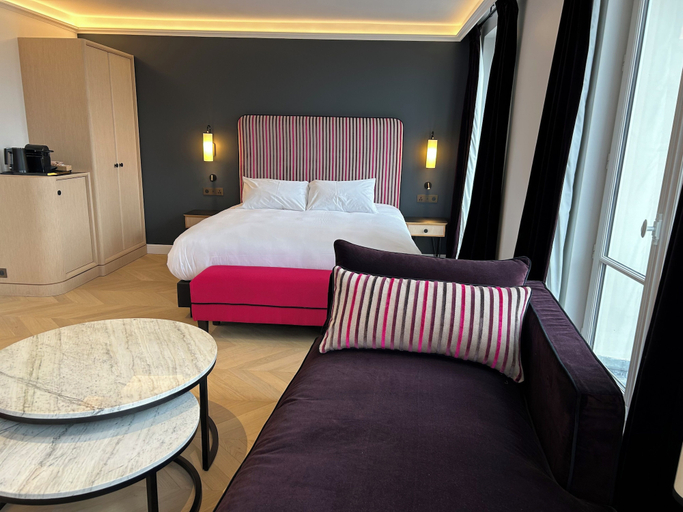 Room 2, Eiffel Yard Hotel, Paris