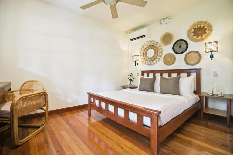 Bedroom 3, The Strand Boutique Resort, Malay