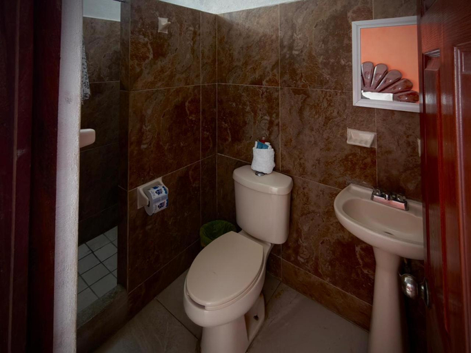Bathroom 3, Royal Pacifico Manzanillo, Manzanillo