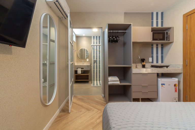 Room 3, Refuge a few Steps From Copacabana Beach Q10 PCD, Rio de Janeiro