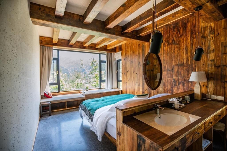 Room 3, ZhangJiaJie Peak & Creek Resort, Zhangjiajie