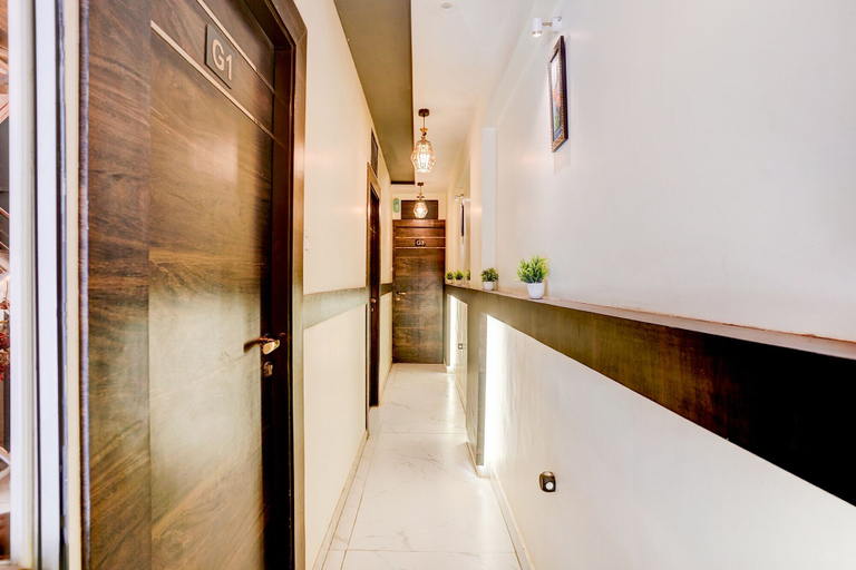 Lobby 5, Fabhotel Nm, Mumbai Suburban