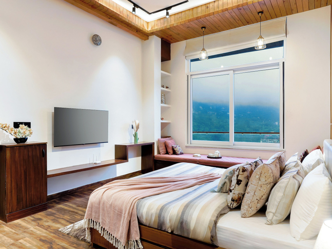 Room 4, ELIVAAS Antarmann Casa Zenith 6 BHK, Nainital
