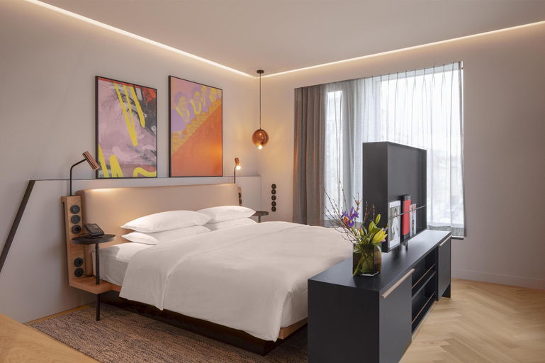 Bedroom 5, ANDAZ MUNICH SCHWABINGER TOR, BY HYATT, München