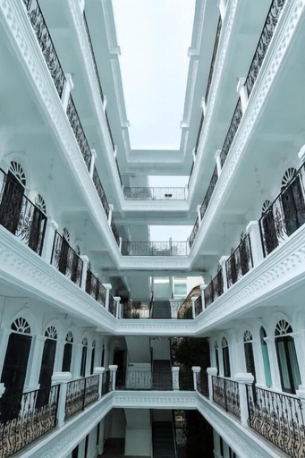 Exterior & Views 2, Chic Boutique Hotel Patong, Pulau Phuket