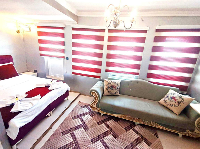 Bedroom 2, Taksim The Capital Center Hotel, Beyoğlu