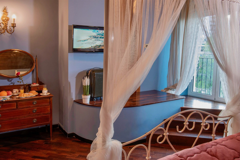 Bedroom 3, B&b A'luggetella, Napoli