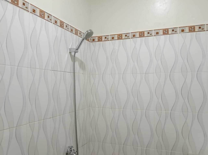 Bathroom, Virmiyant Home Stay Labuanbajo, Manggarai Barat