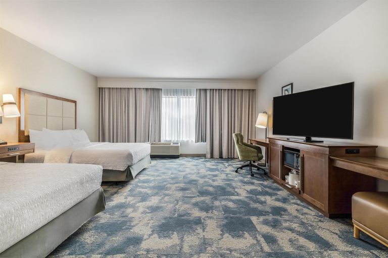Bedroom 4, Hampton Inn & Suites Dallas/Plano-East, Collin