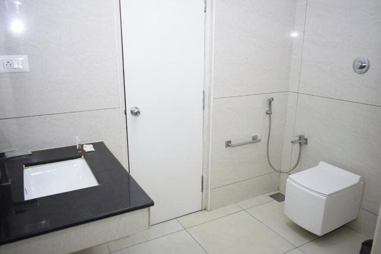 Bathroom 4, I Residency, Puducherry