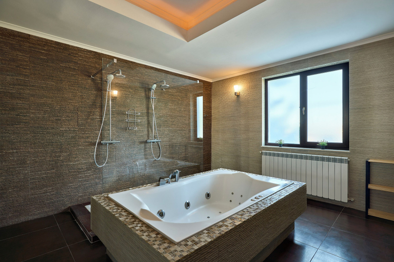 Bathroom 3, Therme Airport Resort, Corbeanca