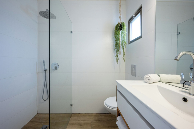 Bathroom 4, Kalya Kibbutz Hotel, Jerusalem
